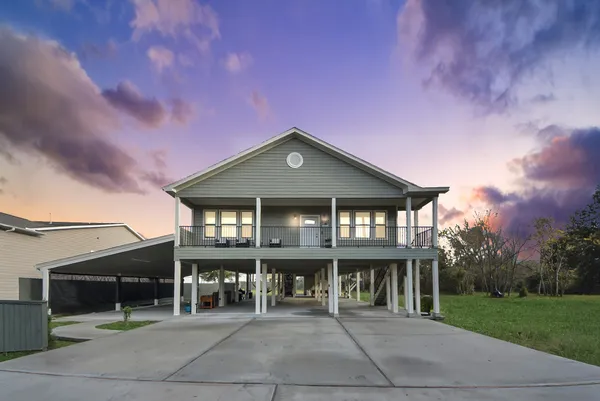 $369,900 | 6543 Crestford Lane, Pasadena, TX 77505