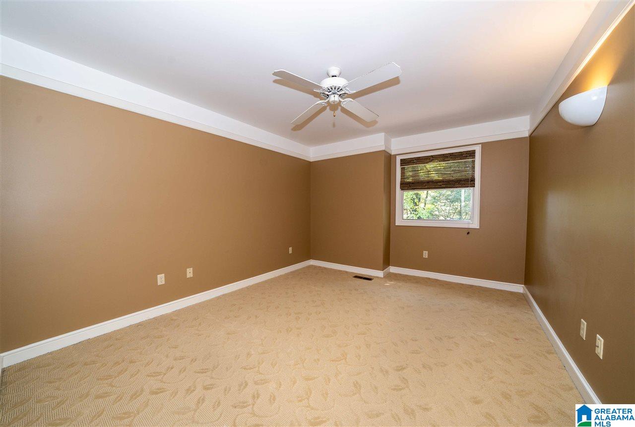 1086 Crest Road Leeds, AL 35094 - Photo 22 of 40