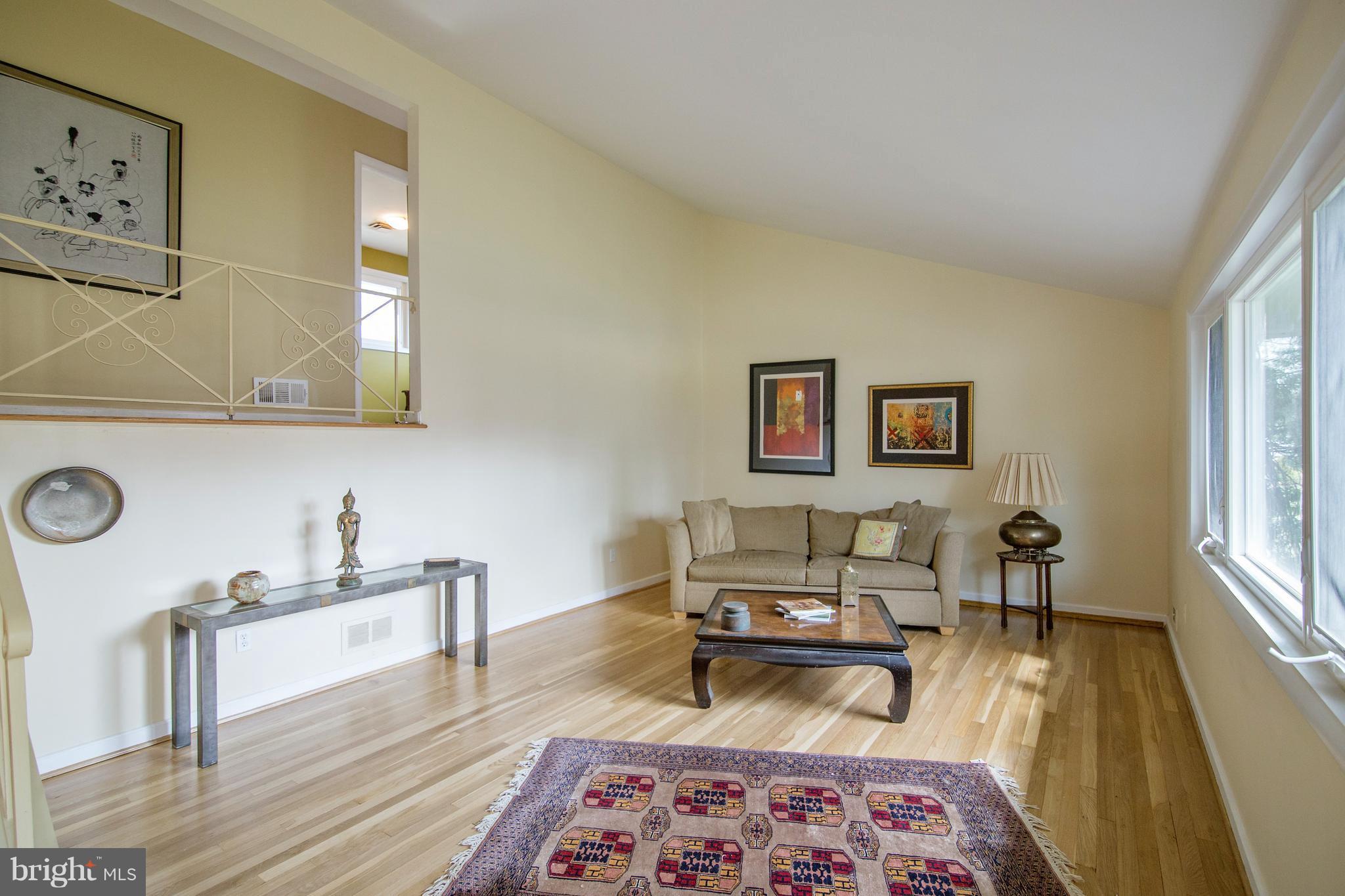12916 Goodhill Road Silver Spring, MD 20906 - Photo 3 of 26 Living Room