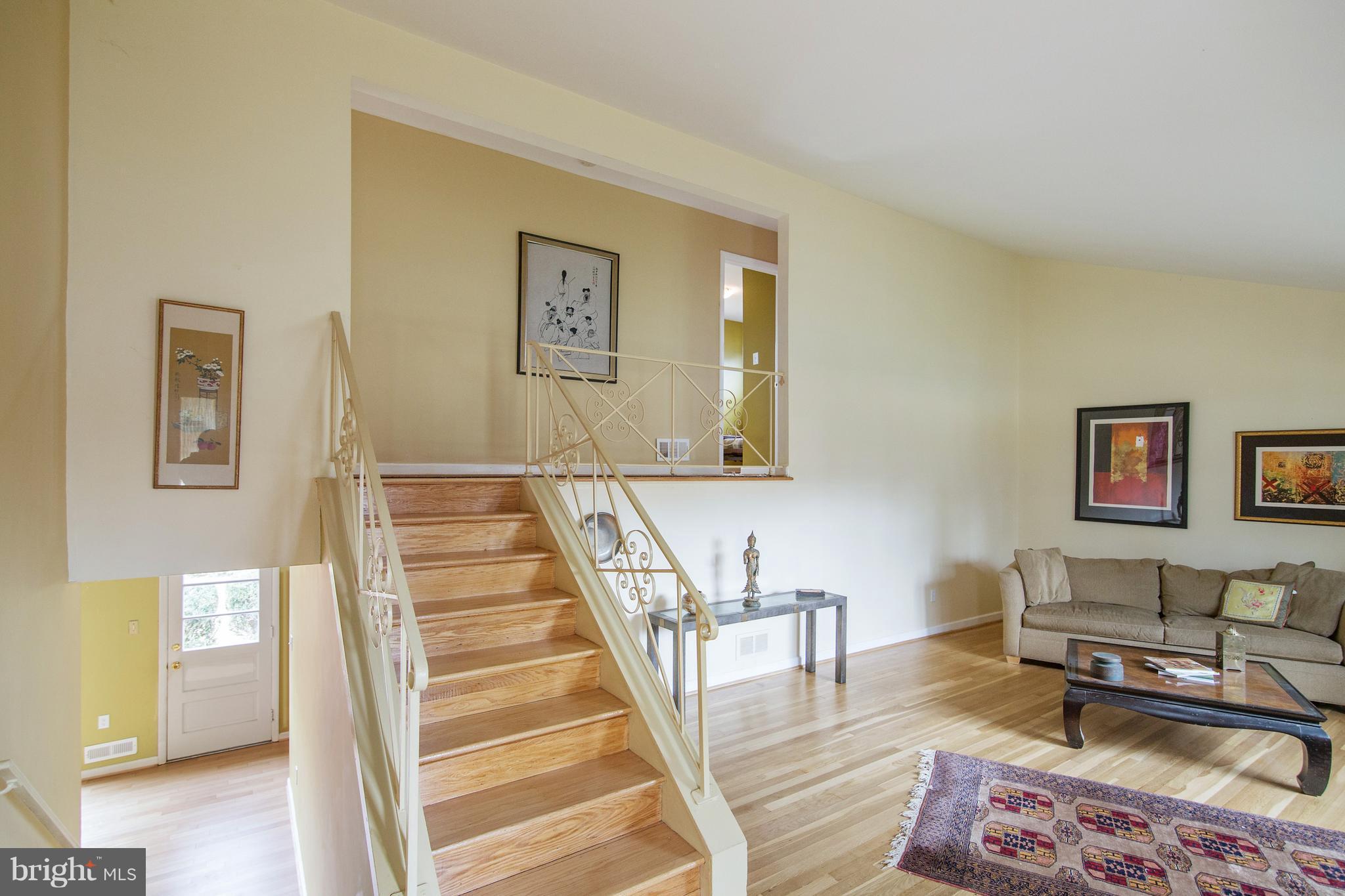 12916 Goodhill Road Silver Spring, MD 20906 - Photo 6 of 26 Living Room