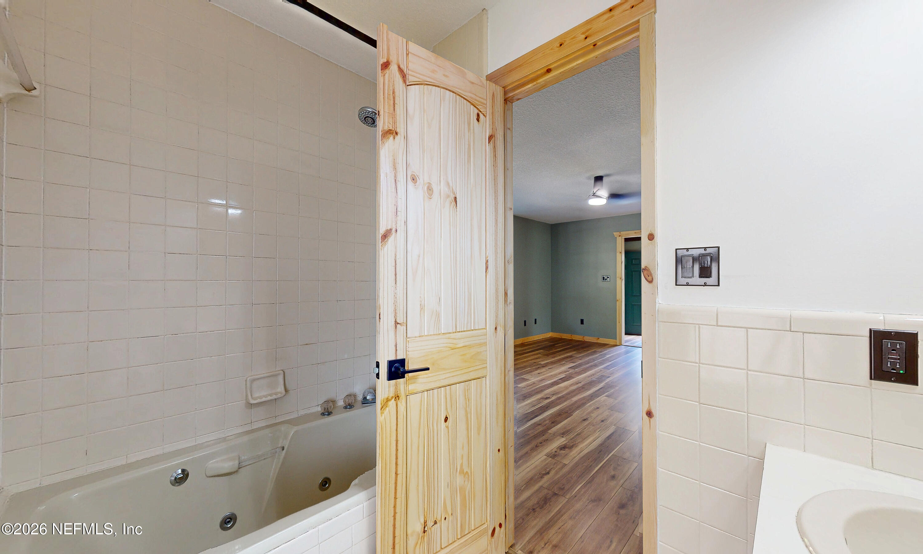 34 Zibra Street Middleburg, FL 32068 - Photo 30 of 54 Bath Primary b