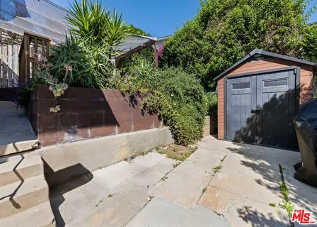 $1,100,000 | 519 North Ave 49, Los Angeles, CA 90042