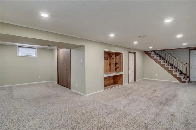 $230,000 | 305 Wisconsin Avenue, Excelsior Springs, MO 64024