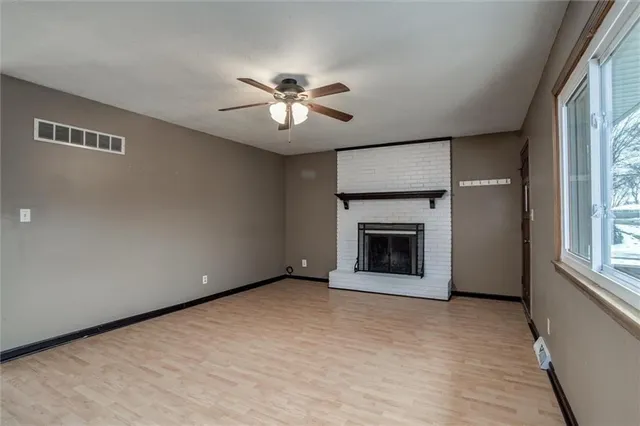 $230,000 | 305 Wisconsin Avenue, Excelsior Springs, MO 64024