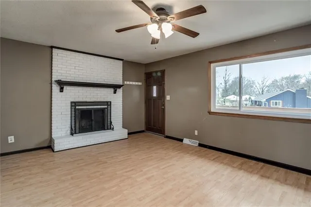 $230,000 | 305 Wisconsin Avenue, Excelsior Springs, MO 64024