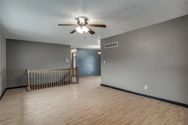 $230,000 | 305 Wisconsin Avenue, Excelsior Springs, MO 64024