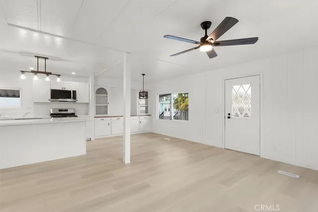 $169,000 | 80 Huntington, Unit 701, Huntington Beach, CA 92648