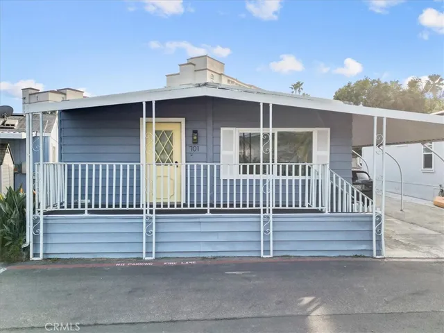 $169,000 | 80 Huntington, Unit 701, Huntington Beach, CA 92648