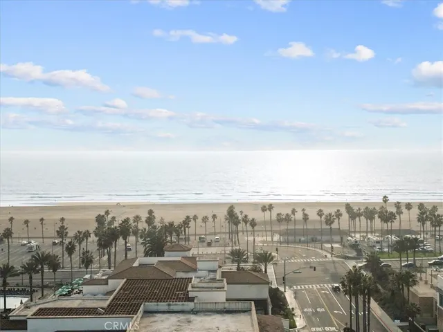 $169,000 | 80 Huntington, Unit 701, Huntington Beach, CA 92648