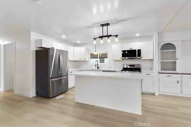 $169,000 | 80 Huntington, Unit 701, Huntington Beach, CA 92648