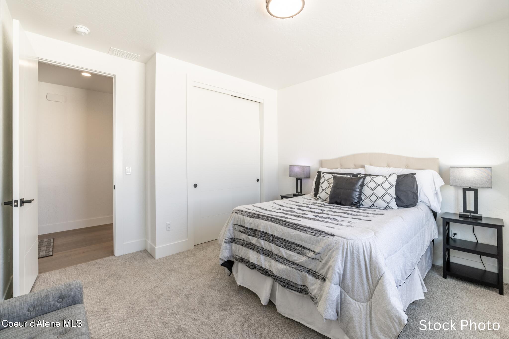11554 North Woolridge Way Rathdrum, ID 83858 - Photo 13 of 16 Guest room