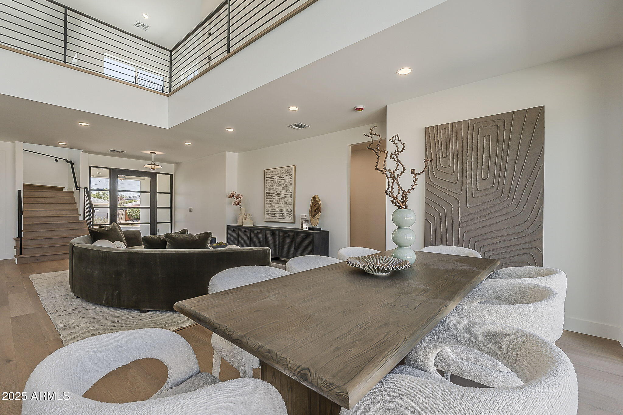 4852 East Piccadilly Road Phoenix, AZ 85018 - Photo 13 of 33 9-web-or-mls-Piccadilly-9