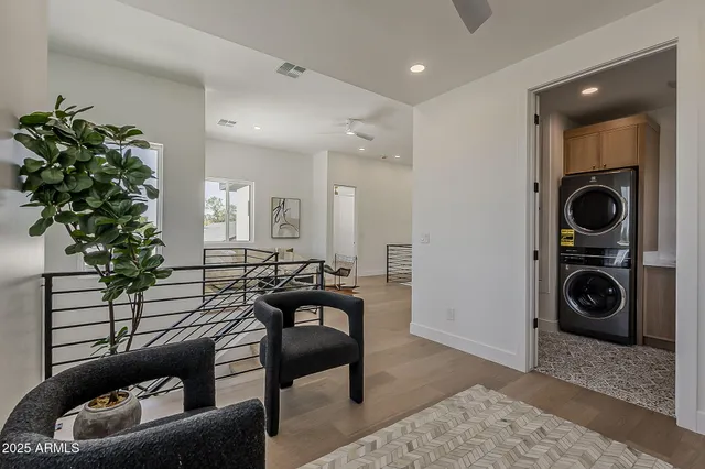 $2,049,900 | 4852 East Piccadilly Road, Phoenix, AZ 85018