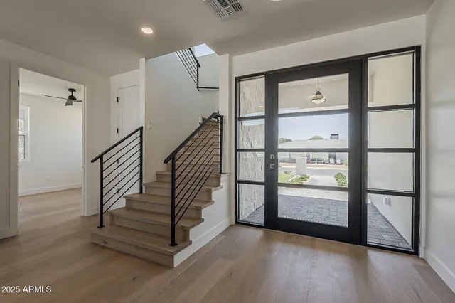 $2,049,900 | 4852 East Piccadilly Road, Phoenix, AZ 85018