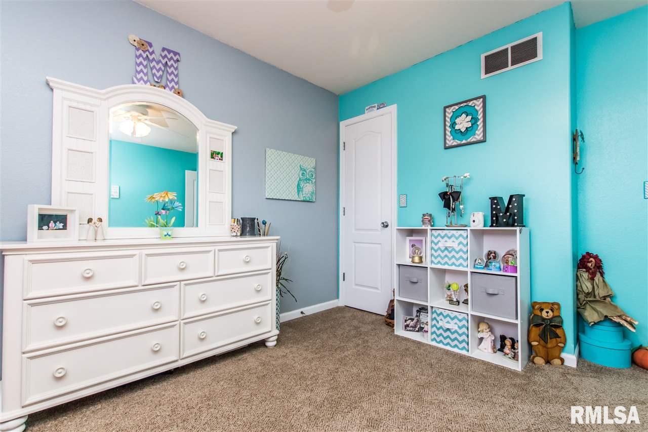 809 Patricia Street Washington, IL 61571 - Photo 26 of 36 Gallery Image 26