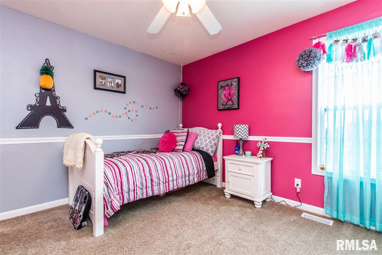 809 Patricia Street Washington, IL 61571 - Photo 27 of 36 Gallery Image 27