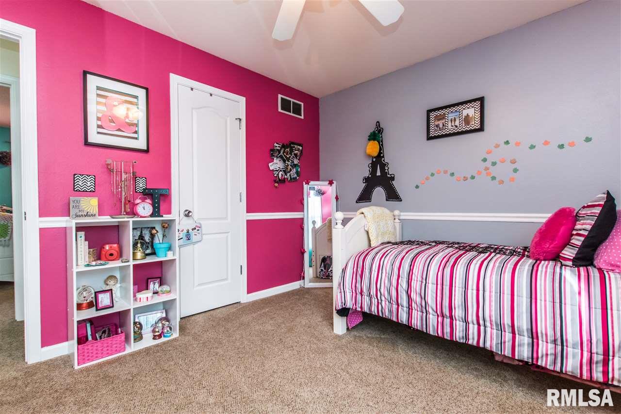 809 Patricia Street Washington, IL 61571 - Photo 28 of 36 Gallery Image 28