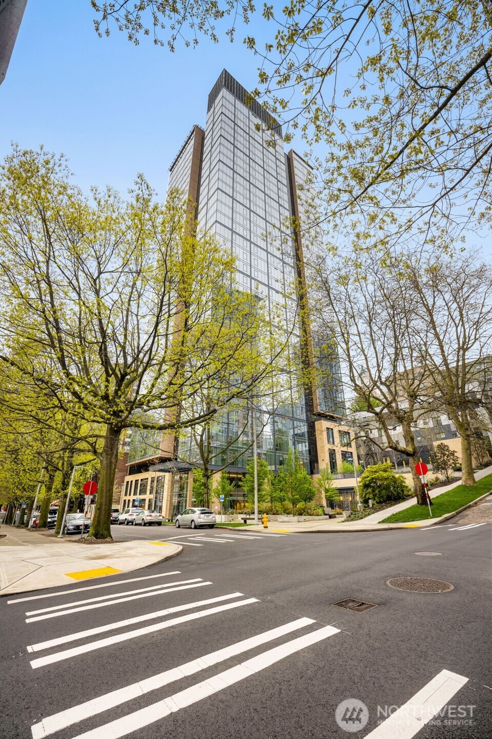 800 Columbia Street, Unit 808 Seattle, WA 98104 - Photo 3 of 38 a view of a city street