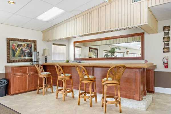 $3,950 | 3351 Spanish Trail, Unit 212, Delray Beach, FL 33483