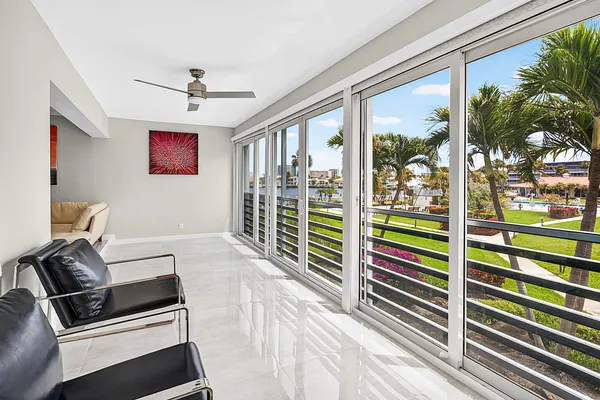 $3,950 | 3351 Spanish Trail, Unit 212, Delray Beach, FL 33483