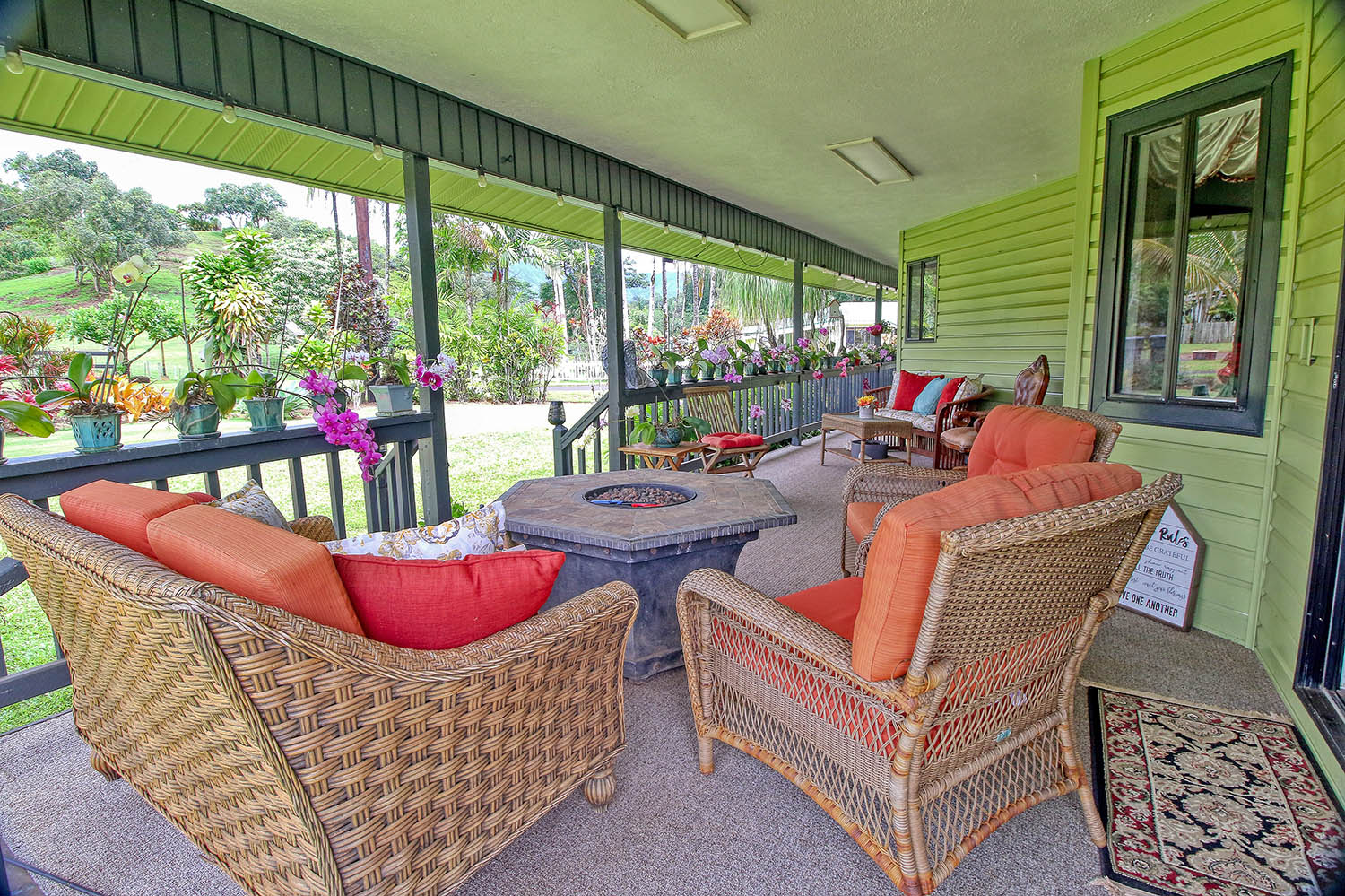 6581 Puupilo Road Kapaa, HI 96746 - Photo 7 of 24 a outdoor space with furniture