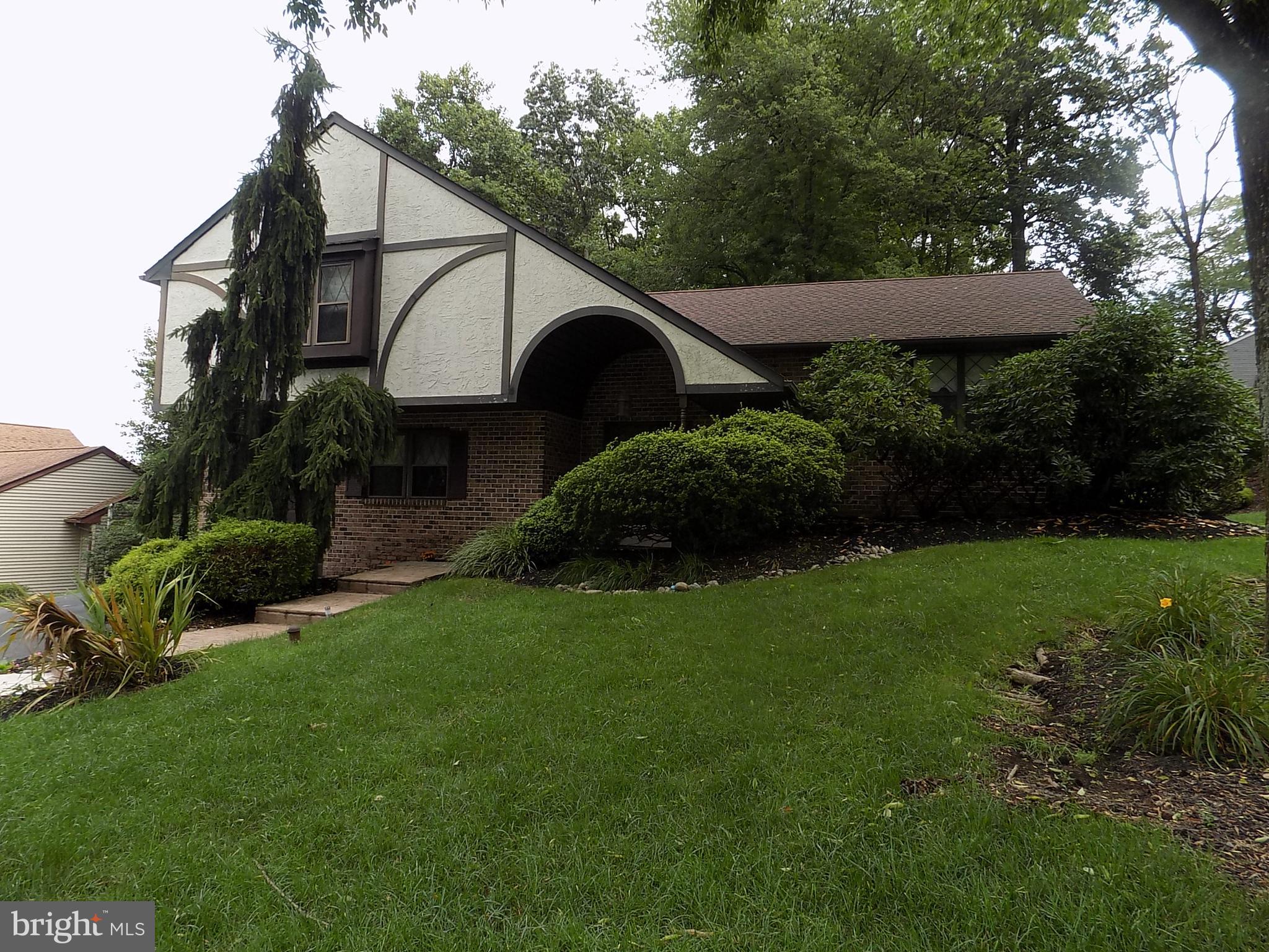 762 Bridgeview Road Feasterville-Trevose, PA 19053 - Photo 3 of 50 Gallery Image 3