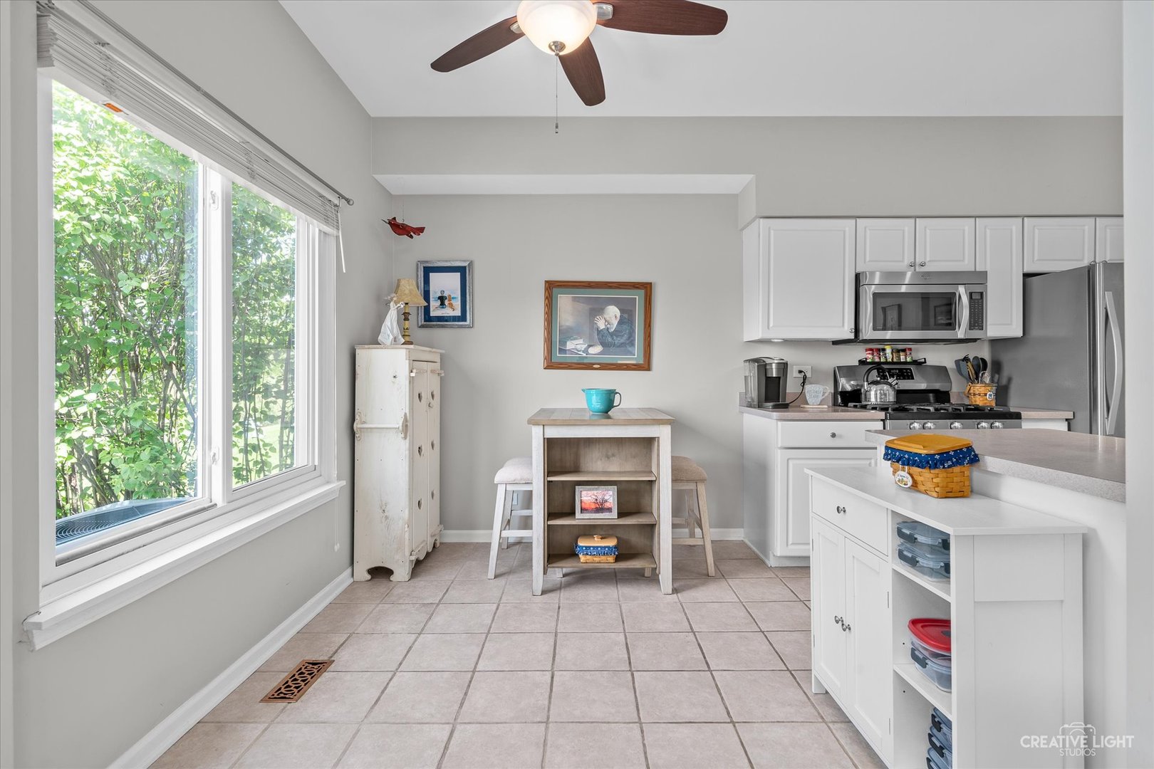 1703 Spaulding Road Bartlett, IL 60103 - Photo 5 of 19 Gallery Image 5