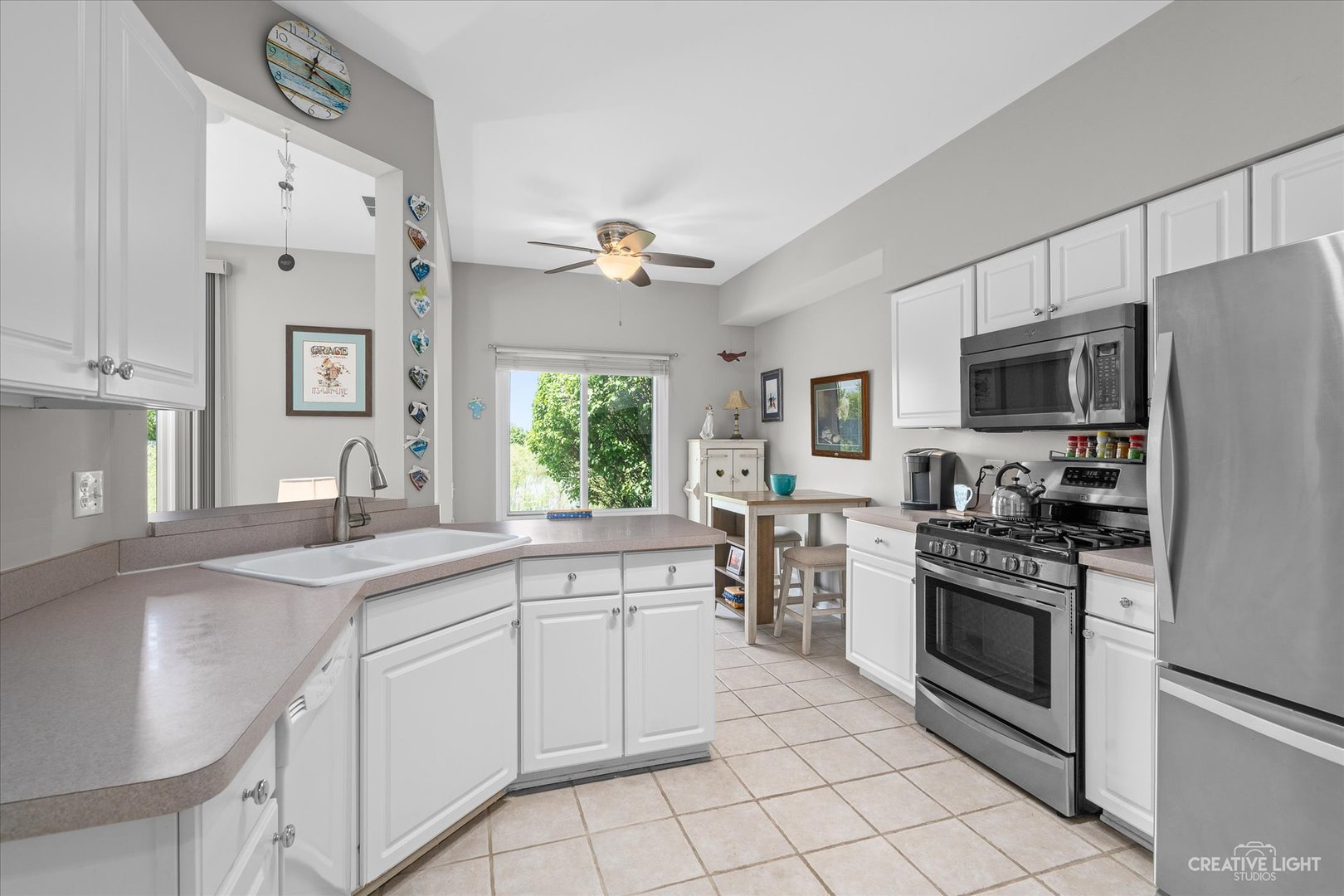 1703 Spaulding Road Bartlett, IL 60103 - Photo 7 of 19 Gallery Image 7