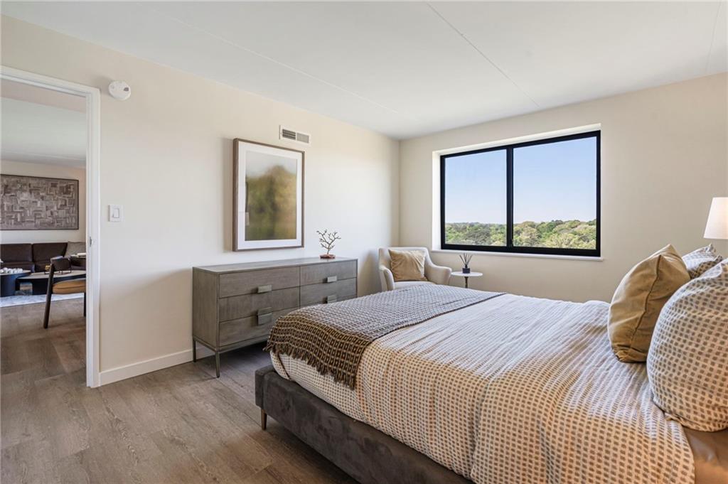 2460 Peachtree Road Northeast, Unit 613 Atlanta, GA 30305 - Photo 17 of 38