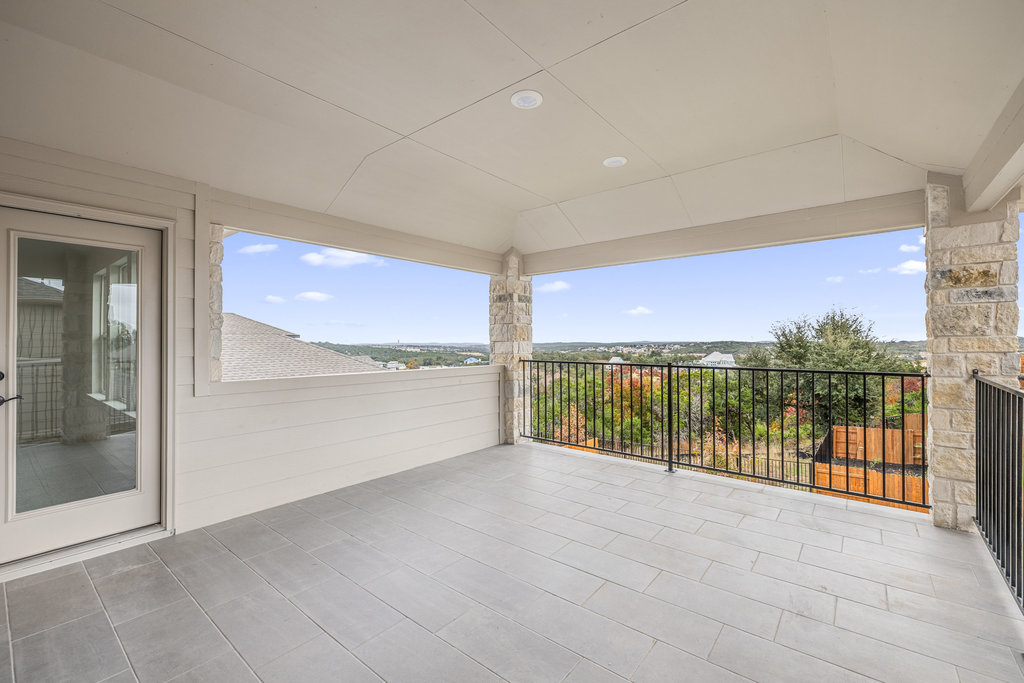 6313 Leftwich Cove Austin, TX 78738 - Photo 18 of 39 a view of a terrace