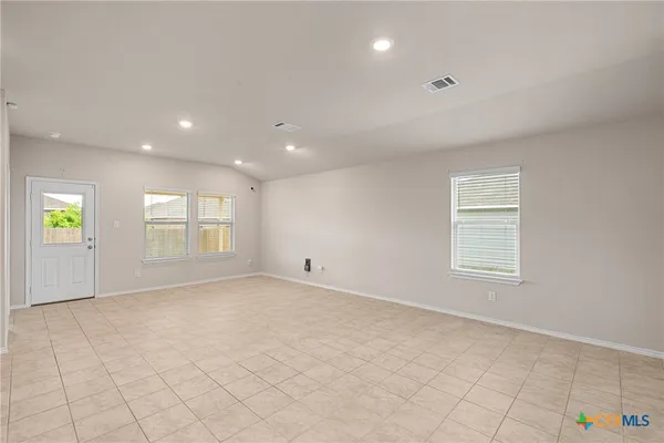 $1,700 | 5102 Karen Grn Drive, Killeen, TX 76549