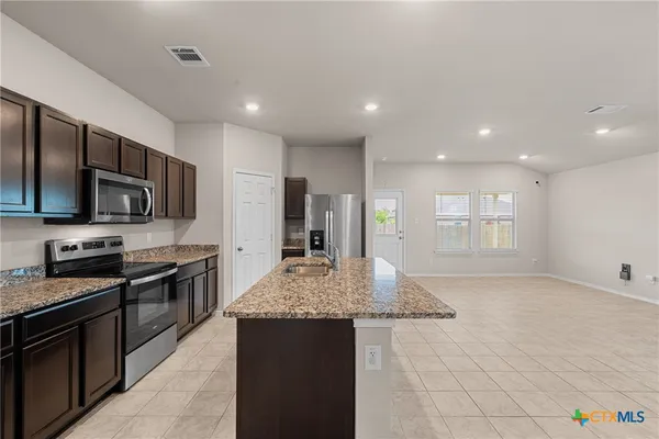 $1,700 | 5102 Karen Grn Drive, Killeen, TX 76549