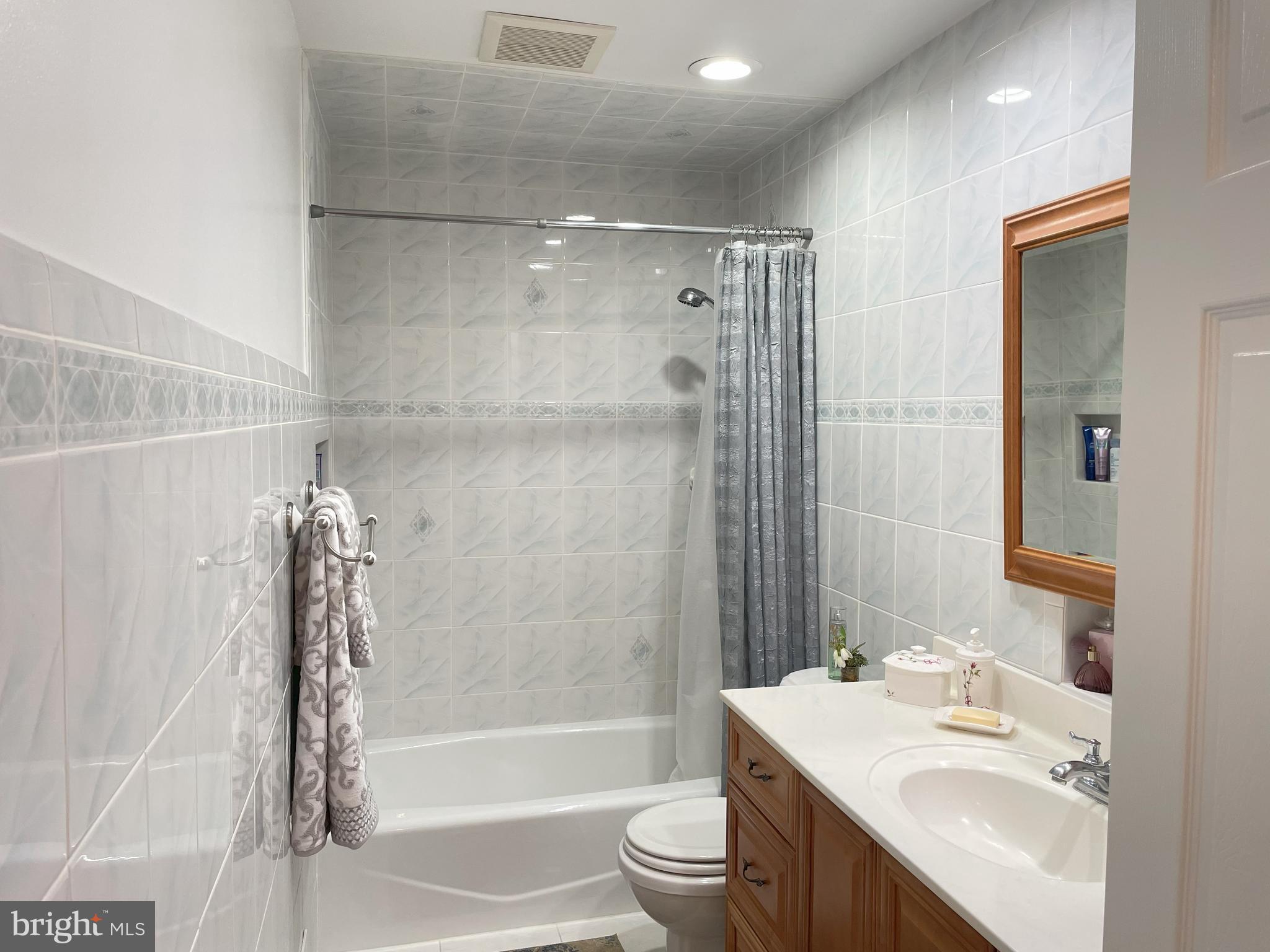 38 Sherbrooke Road Ewing, NJ 08638 - Photo 25 of 33