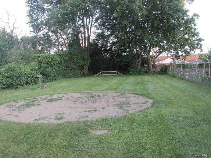 2270 Lindell Road Sterling Heights, MI 48310 - Photo 34 of 35