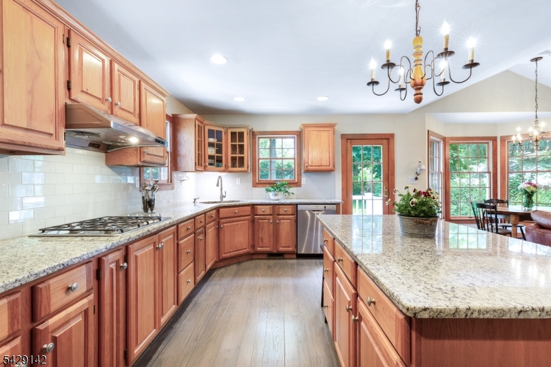 957 Willow Grove Road Westfield, NJ 07090 - Photo 16 of 34