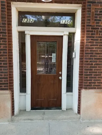 $1,100 | 1352 West 80th Street, Unit 1E, Chicago, IL 60620