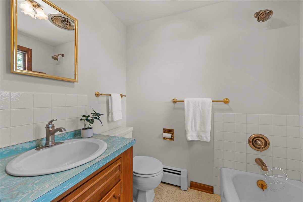 6S903 Davis Road Big Rock, IL 60511 - Photo 23 of 36 Gallery Image 23