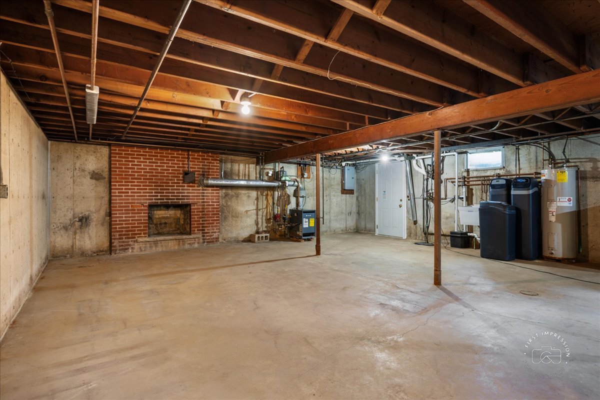 6S903 Davis Road Big Rock, IL 60511 - Photo 25 of 36 Gallery Image 25