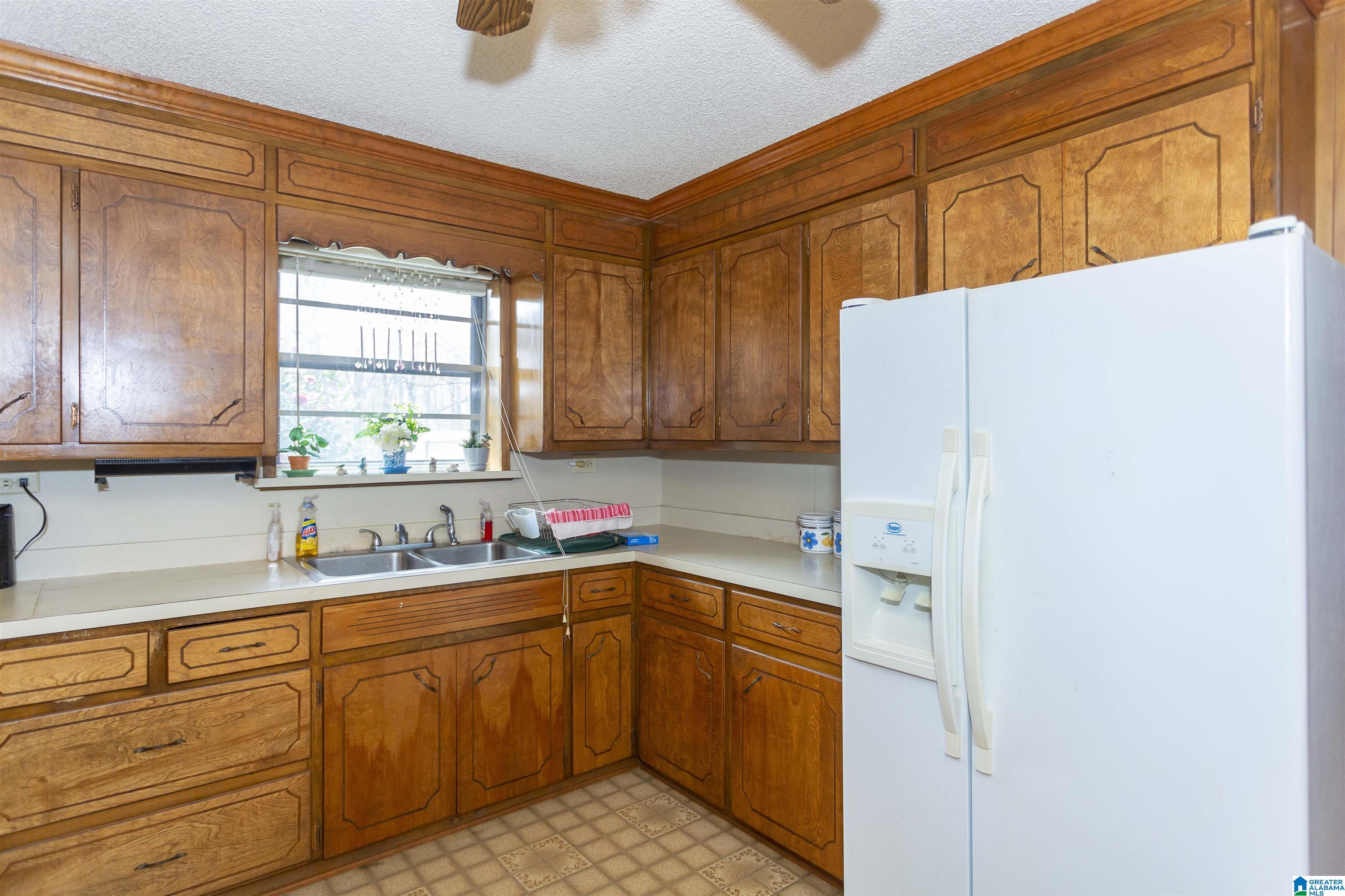 115 Thomas Road Sumiton, AL 35148 - Photo 14 of 46