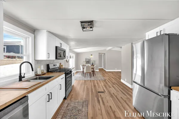 $189,900 | 208 Clark Street, Lakeview, MI 48850