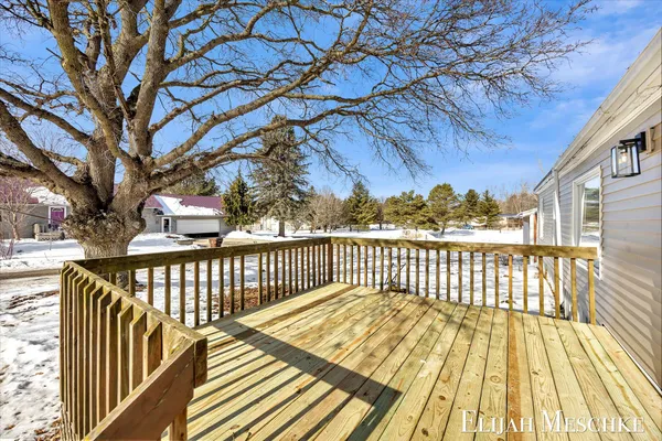 $189,900 | 208 Clark Street, Lakeview, MI 48850