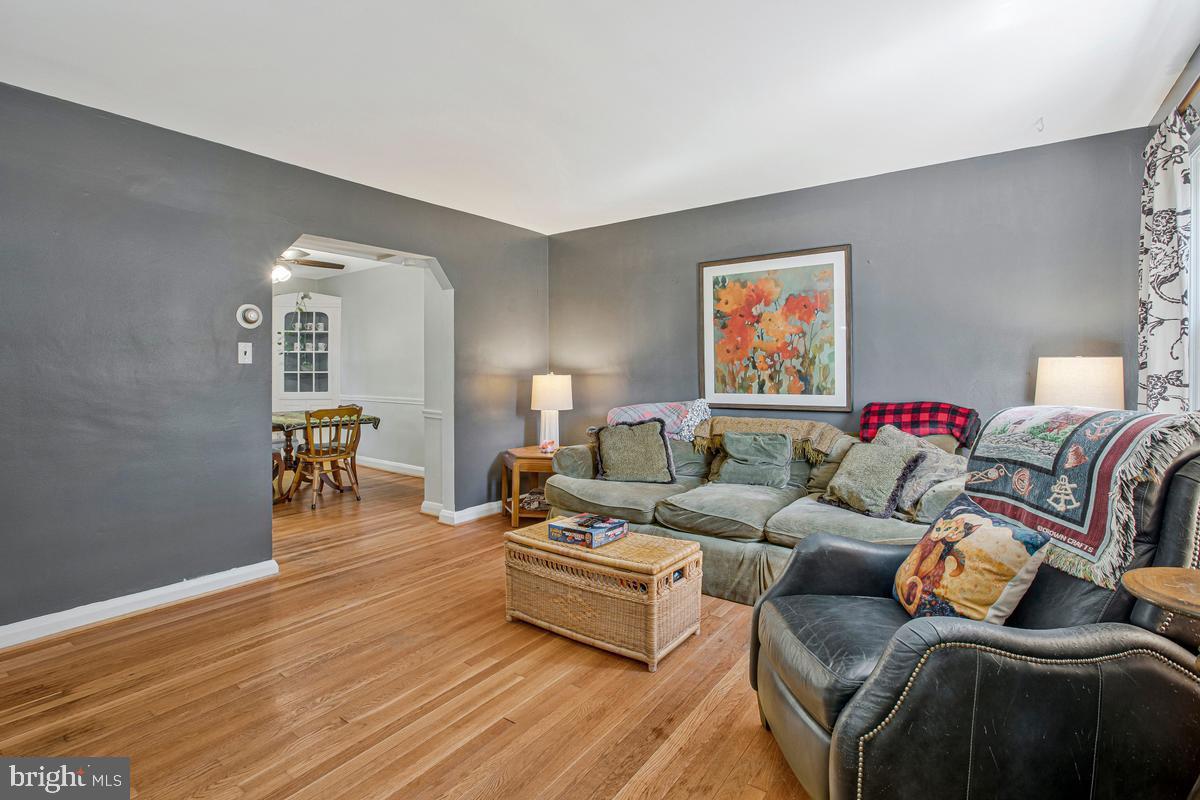 57 Garden Ridge Road Baltimore, MD 21228 - Photo 4 of 22