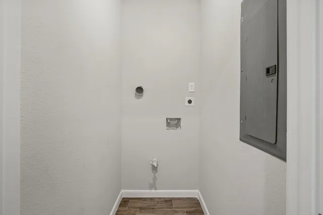 $1,625 | 5911 Westover Street, Unit B, Houston, TX 77033