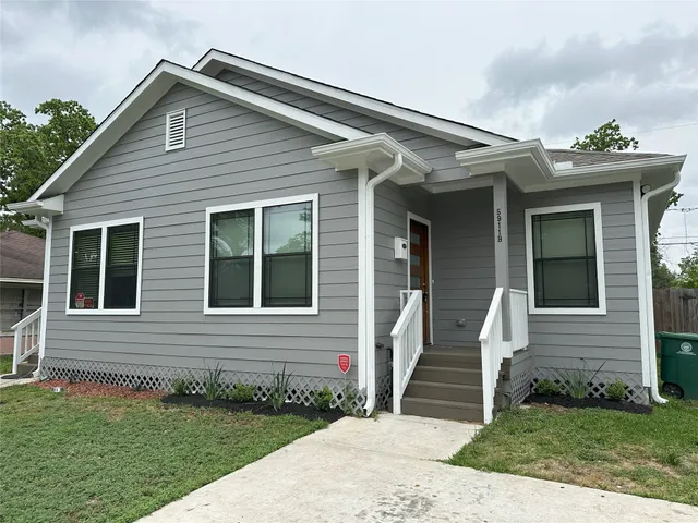 $1,625 | 5911 Westover Street, Unit B, Houston, TX 77033