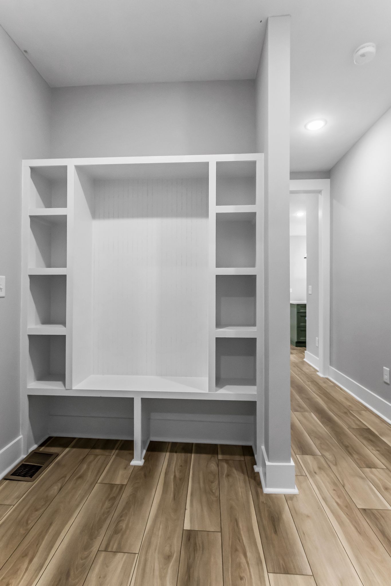 4106 Asbury Road Manchester, TN 37355 - Photo 18 of 58 a view of walk in closet with empty racks