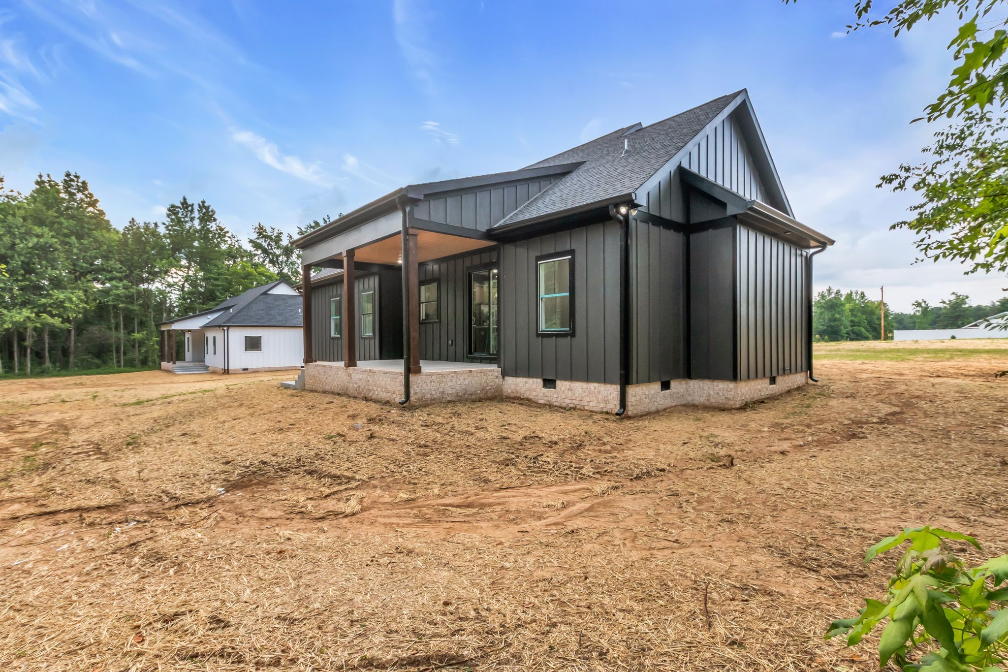 4106 Asbury Road Manchester, TN 37355 - Photo 39 of 58 a house with a outdoor space