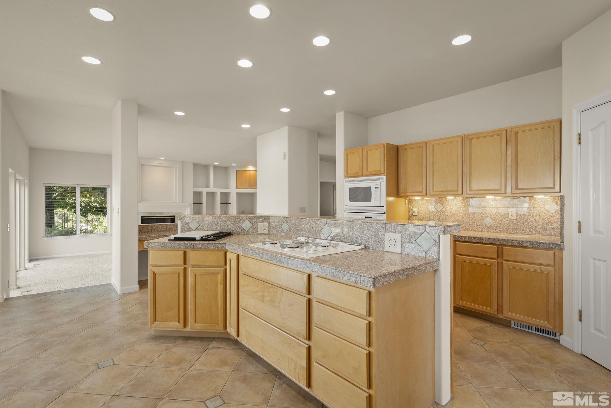 5386 Hidden Valley Court Reno, NV 89502 - Photo 14 of 40 Photo 14