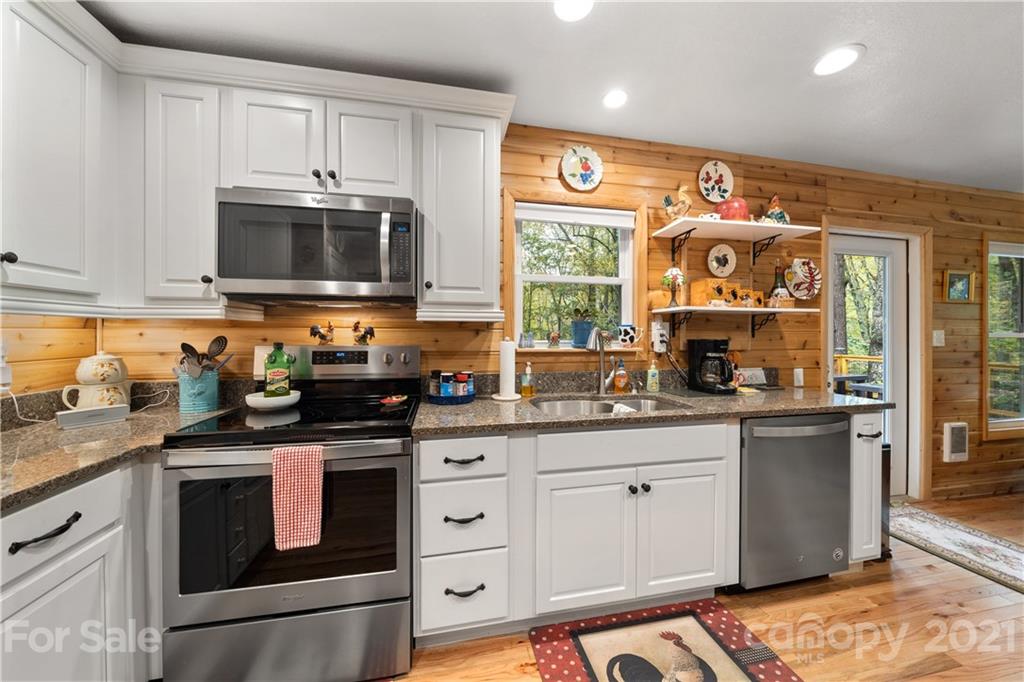 3789 Bald Creek Road Clyde, NC 28721 - Photo 28 of 39 Gallery Image 28