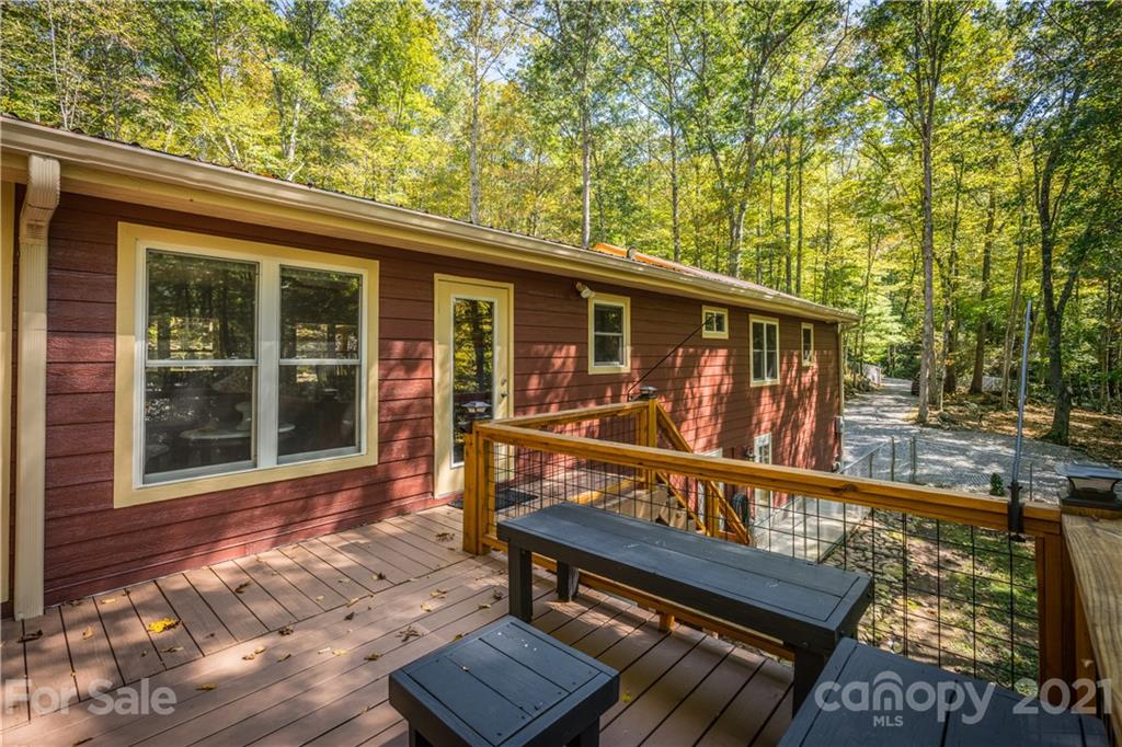 3789 Bald Creek Road Clyde, NC 28721 - Photo 4 of 39 Gallery Image 4