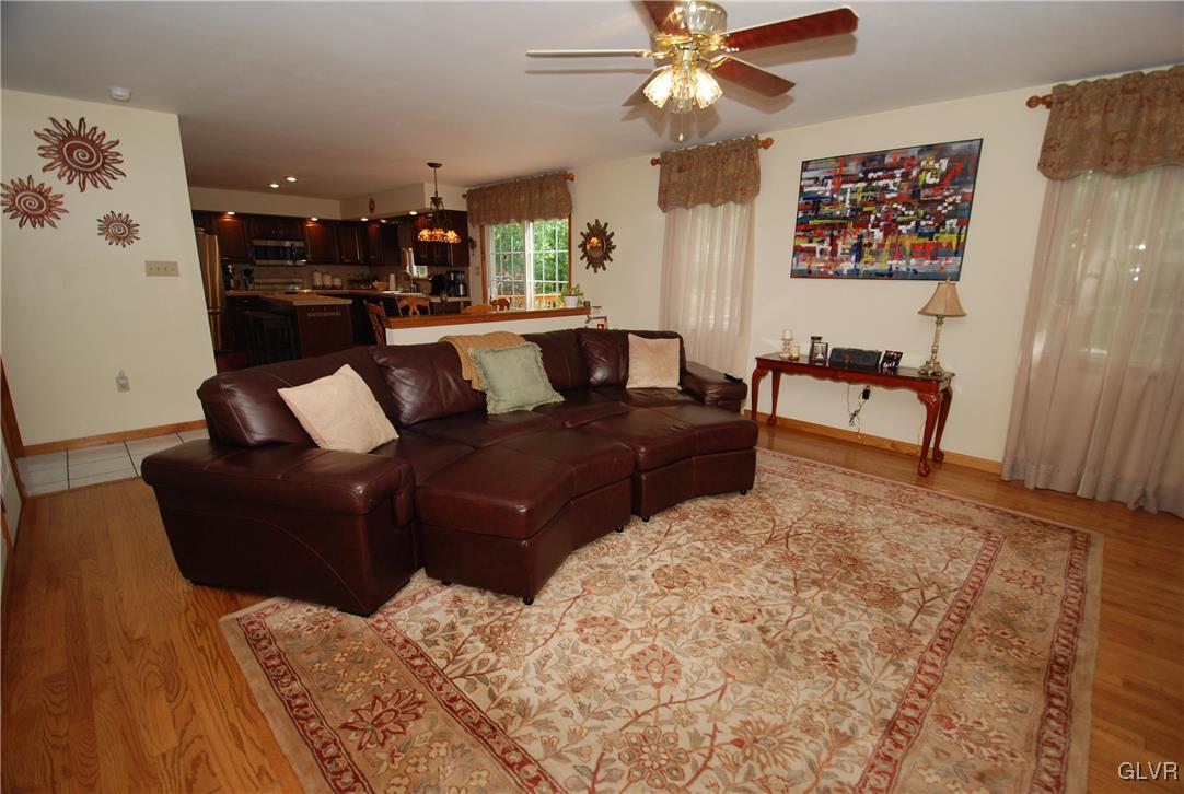 625 Turkey Ridge Road Mount Bethel, PA 18343 - Photo 16 of 43 a living room with furniture window and kitchen view